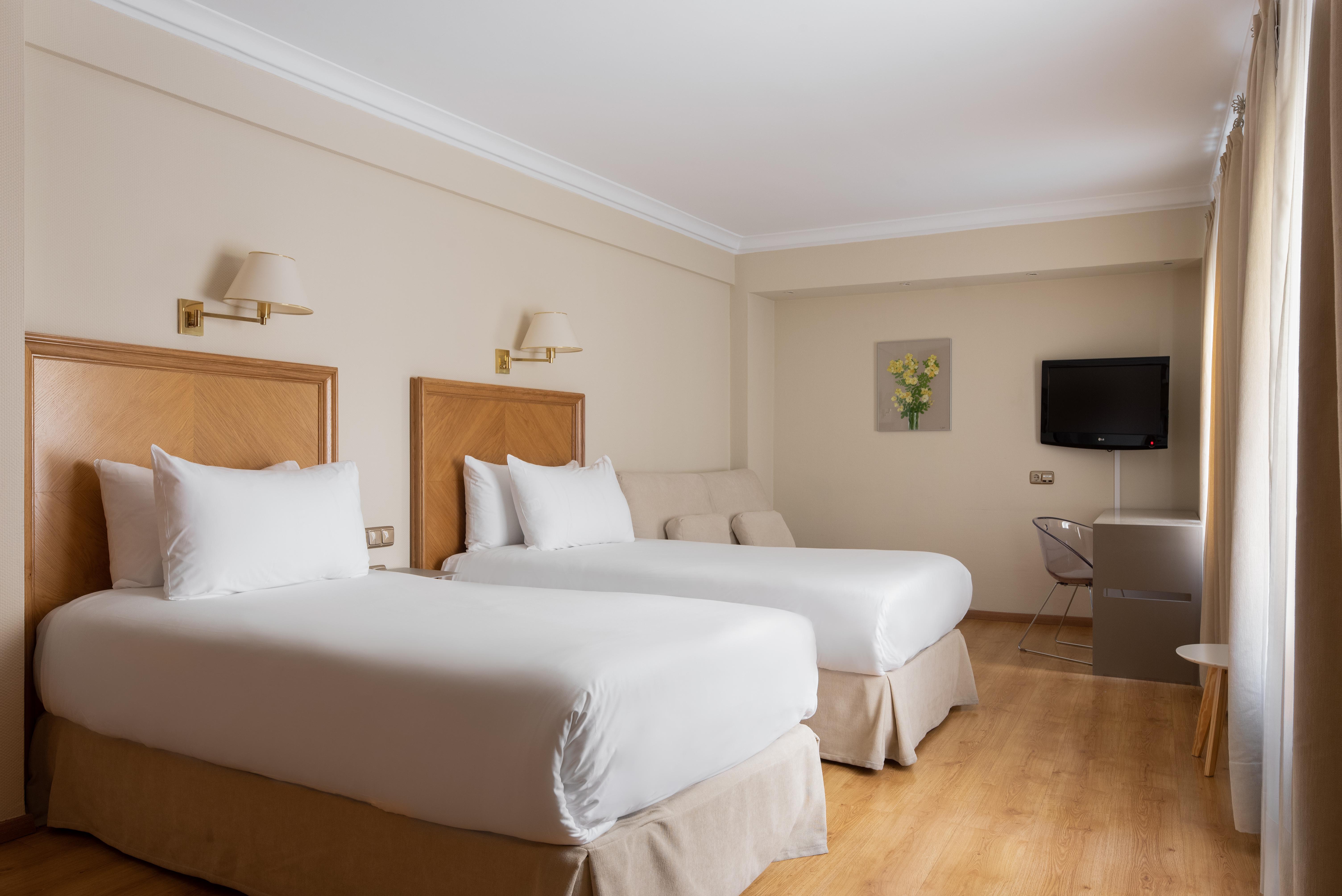 Crisol Almirante Bonifaz 4* Burgo