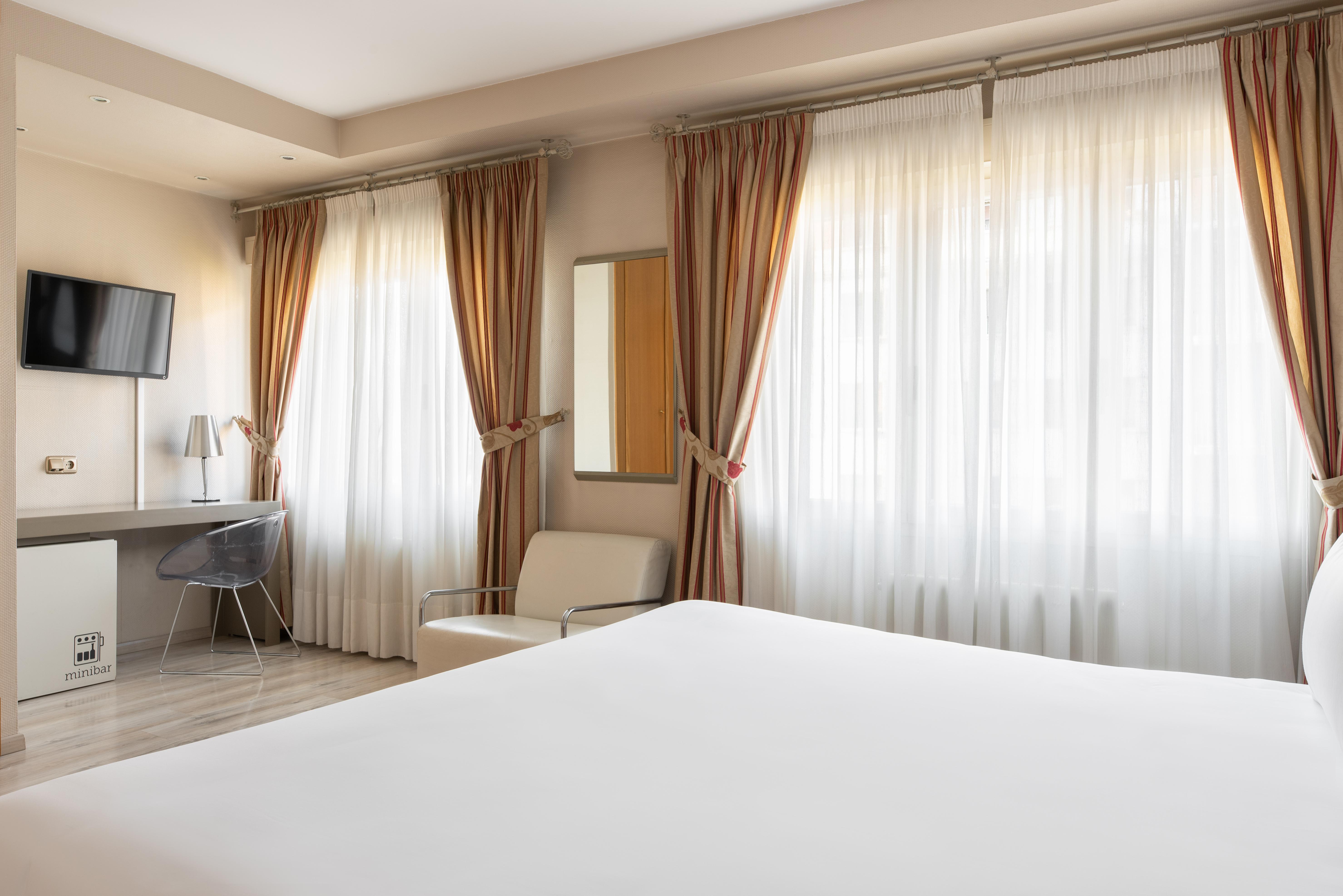 Crisol Almirante Bonifaz Hotel 4*