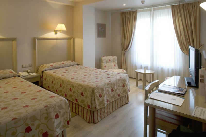 Crisol Almirante Bonifaz Hotel Burgo